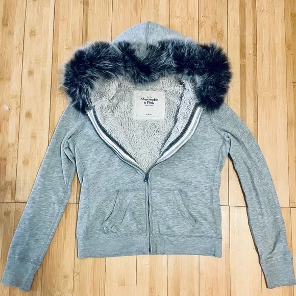 Jacket - Picture 1 of 4